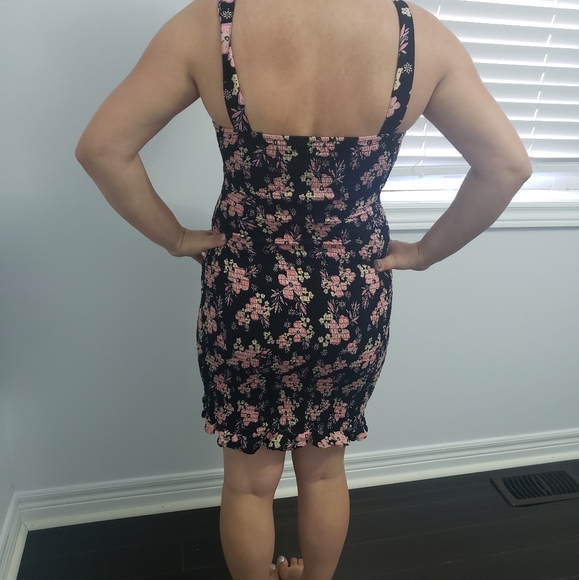 Summer Dress - Picture 2 of 3